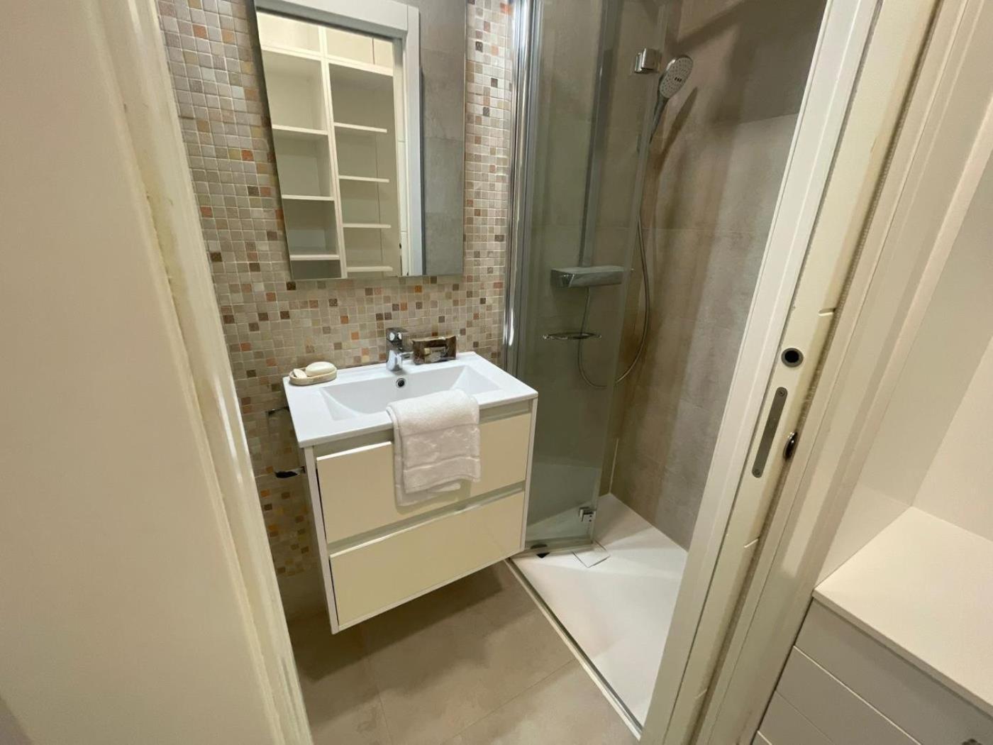 Ferienwohnung Nuevo! Piso En Pleno Centro Santander Exterior foto