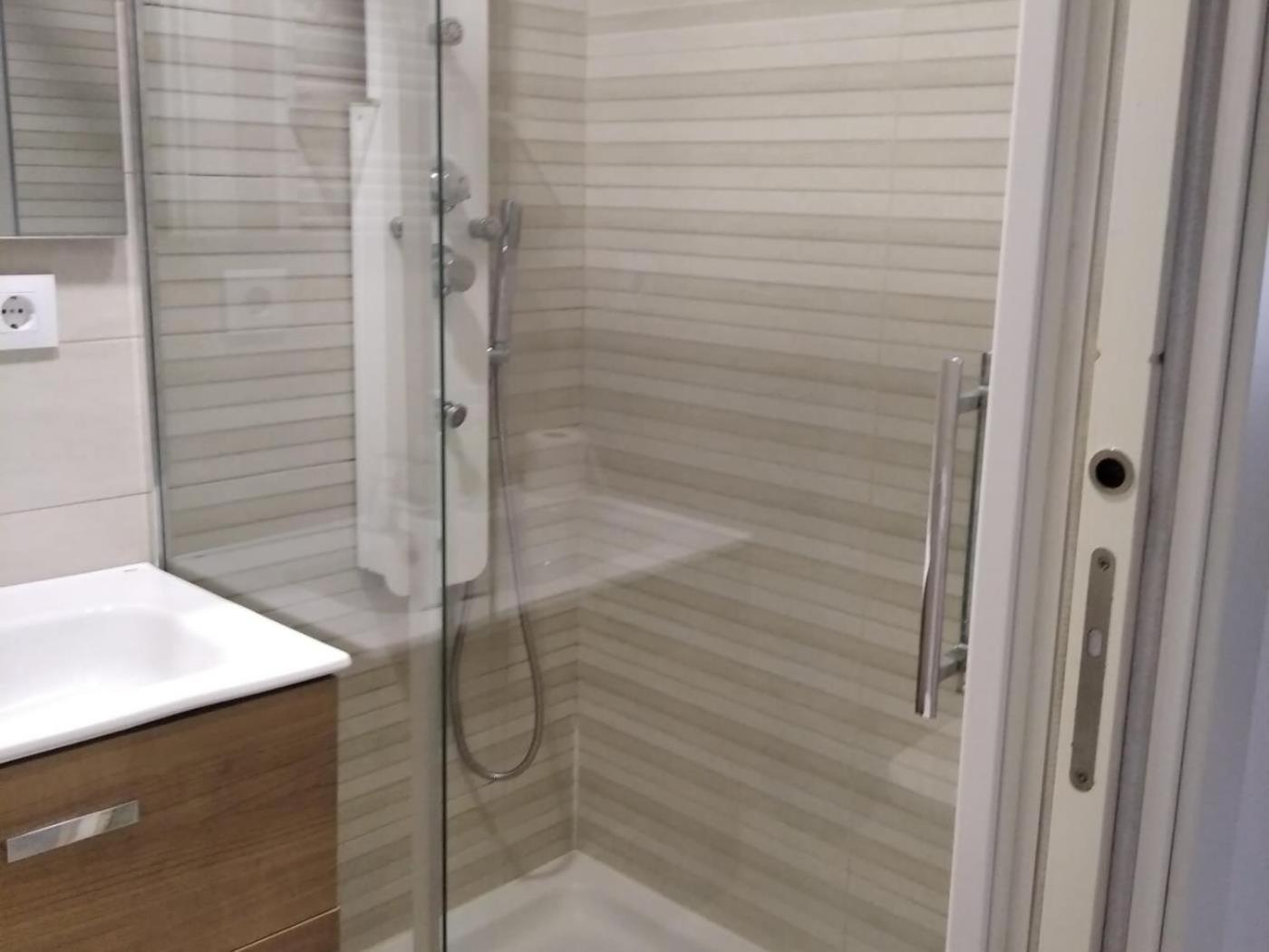 Ferienwohnung Nuevo! Piso En Pleno Centro Santander Zimmer foto